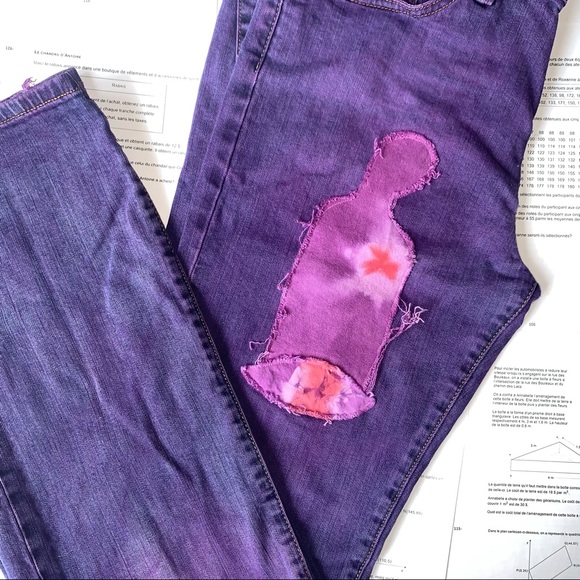1/1 purple jeans with bleached and sewed on design - Picture 5 of 6